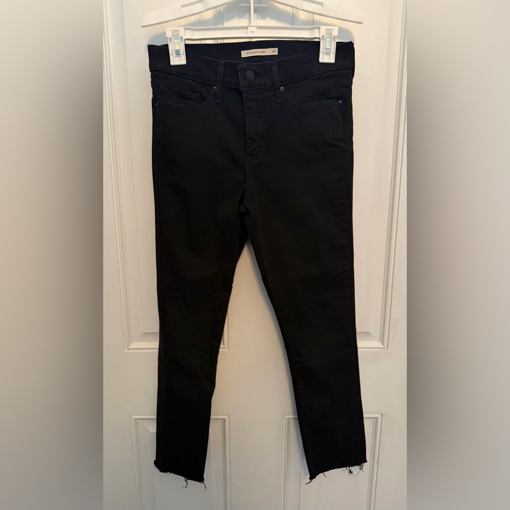 311 Shaping Skinny Levi Jeans